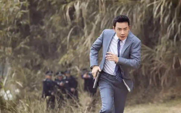 《破冰者》收视荣登第一 罗晋卧底身份曝光_电视资讯_新闻 - 剧知晓