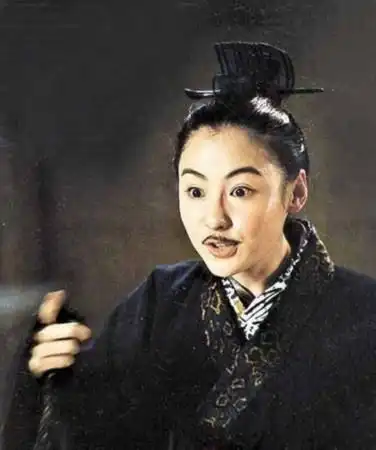 《钟无艳》,夏迎春的女扮男装可爱帅气