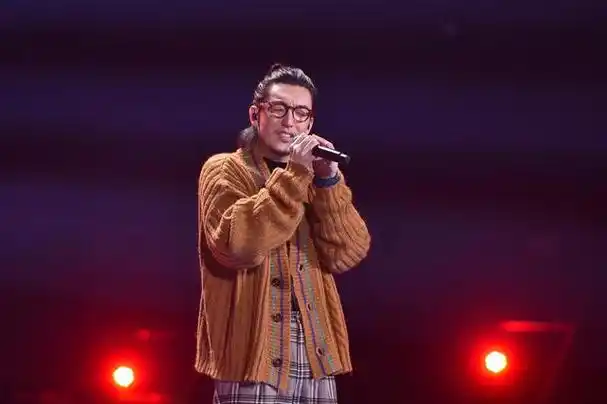 亚森歌手个人资料 谭维维前男友亚森资料