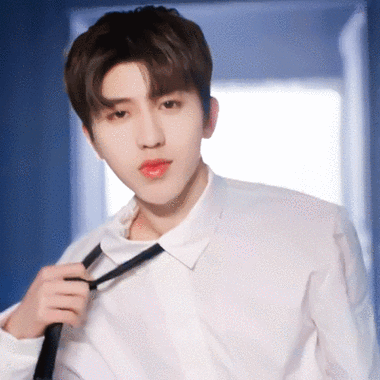 vivox23蔡徐坤动图