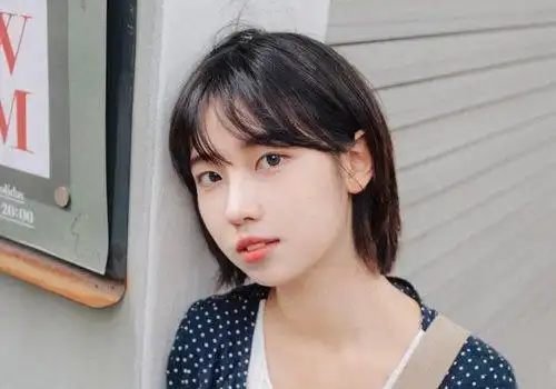 胖圆脸女生适合什么短发型 小清新短发时尚好打理还缩脸_发型造型