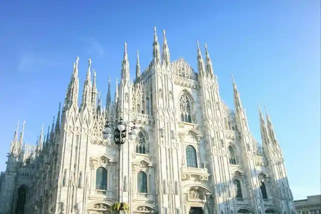 世界十大最美教堂无关信仰只在乎这些令人肃穆的建筑设计