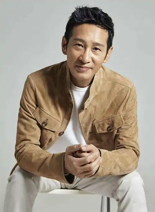 原创五位儒雅帅气演技精湛却大器晚成的中年男演员你最喜欢哪个