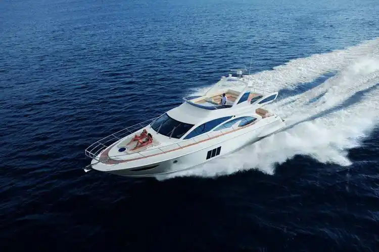 黄金海岸奢华游艇包船出海之旅多船可选可海钓时长任选