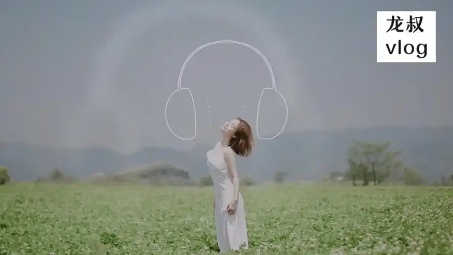 华语歌曲歌单听歌相关推荐 3:26好歌推荐《佚名》,适合一个人安静的听