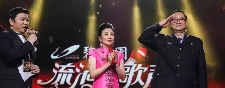 97年谭善爱向英国霸气宣言:你们可以下岗!9年后成基层社区民警