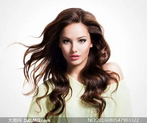 斜肩装扮秀发美女人物摄影高清图片