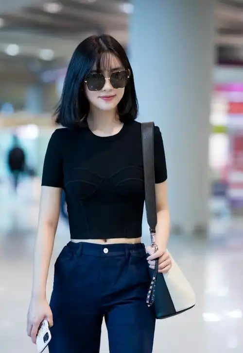 孟子义清新甜酷机场图片46