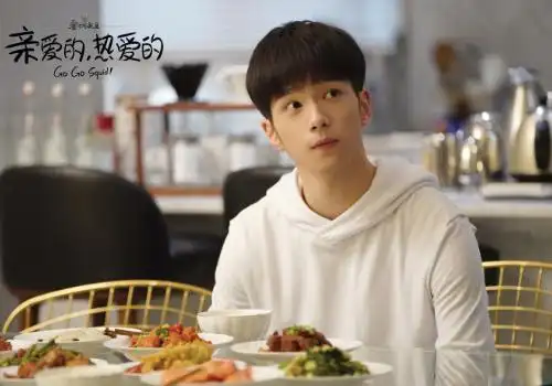 亲爱的热爱的demo是谁演的余承恩个人资料介绍