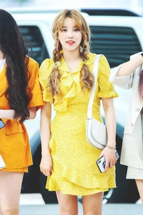 盛夏时节邂逅连衣裙,迪丽热巴杨超越,教你怎么穿才更有魅力_仙女_白色