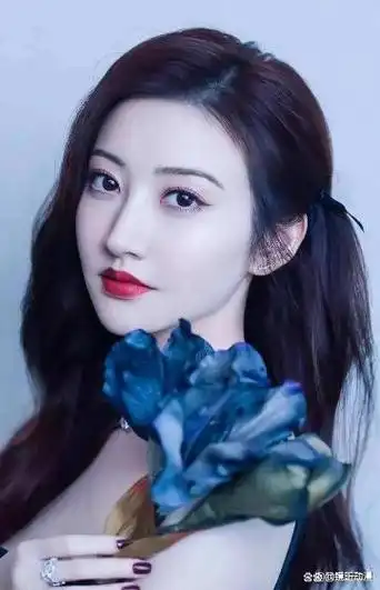 "老得慢"的女人,往往有这7个共性:若占3个以上,可要恭喜你了