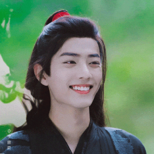 有种心动叫肖战的笑容怎么可以笑得这么好看