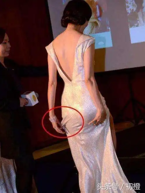林志玲最尴尬的一次,穿错裙子动作太明显,女神形象全无!