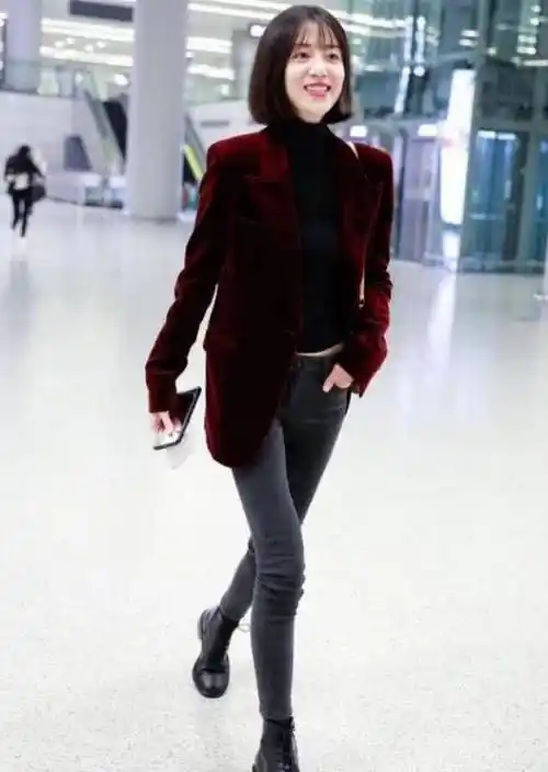 超模腿有多优越?看李溪芮穿"无痕裤"后,我都懂了_形象_显得_西装