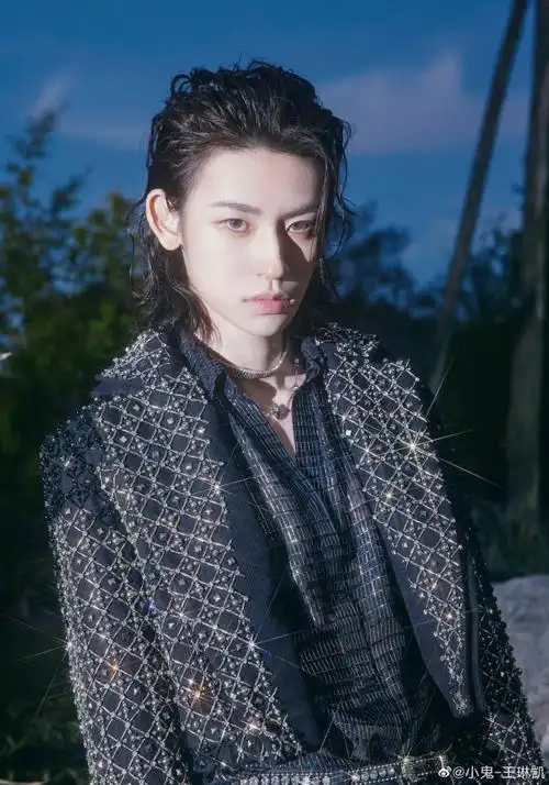 #五一这么过##小鬼把更多时间花在音乐上#