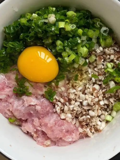 香菇猪肉馅饺子