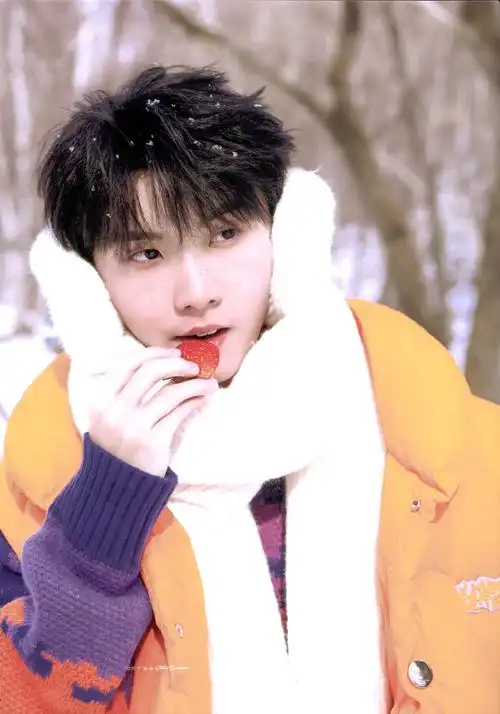 草莓奶油小蛋糕  #马嘉祺说岛上太舒服了