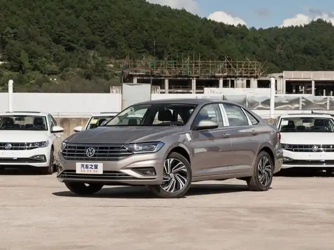 一汽-大众 速腾 2021款 200tsi 手动超越版