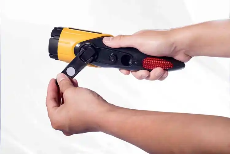 多功能手电筒厂家直销