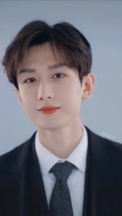 眼睛对于颜值的影响有多大##成毅发长文告别底线