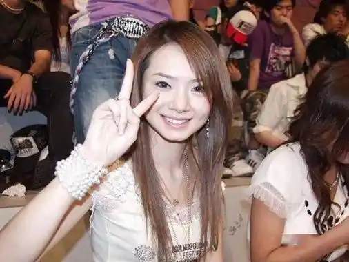 她要复出翻红了?_刘忻_节目_舞台