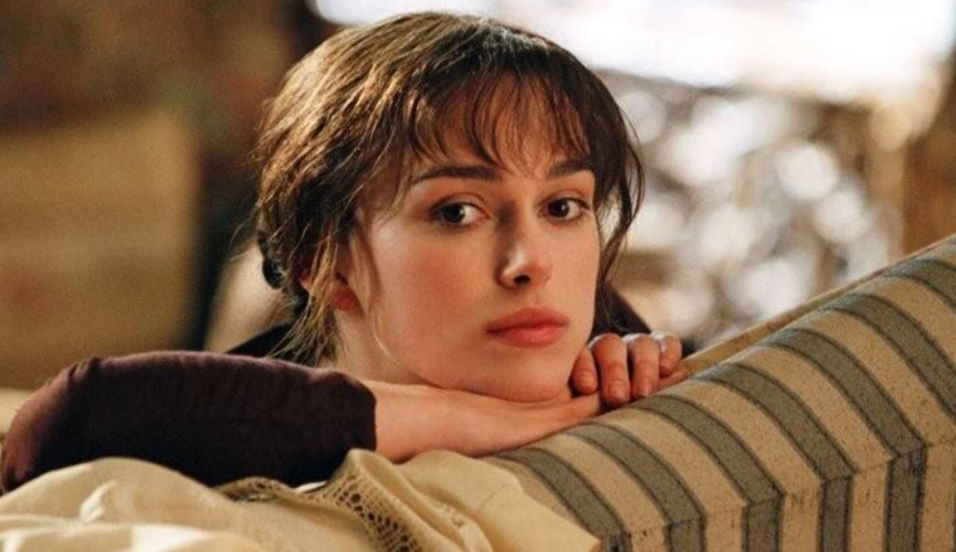 电影《傲慢与偏见》,男女主角的爱情之路,让生命去等候