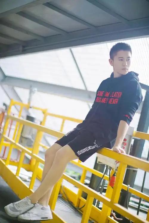 董晨henry dong的图片