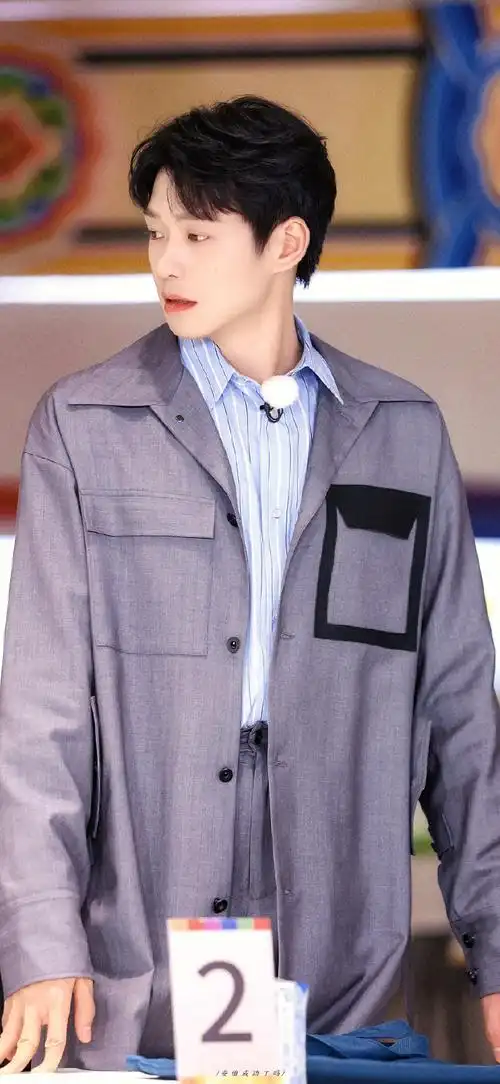 99989995魏大勋×壁纸18p#魏大勋红了真好#92#魏大勋帅得