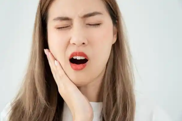 牙齿掉落和健康有关?成年人60以后岁应剩20颗,你符合标准吗?