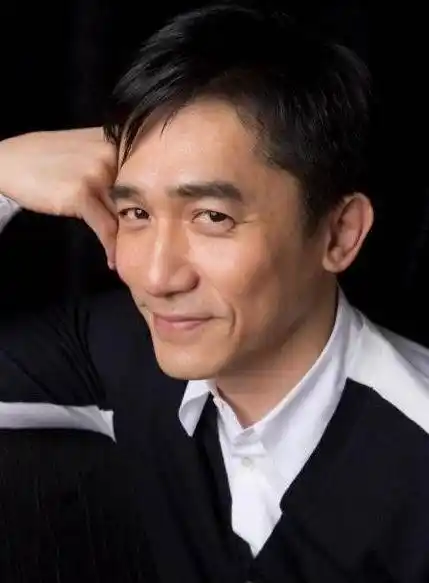 那个年代的帅哥之梁朝伟 24张照片带你感受他的帅