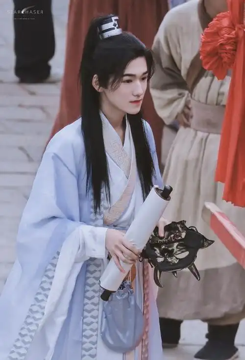 宋亚轩萌探探探案路透##宋亚轩萌探探探案##宋亚轩白衣古风造型