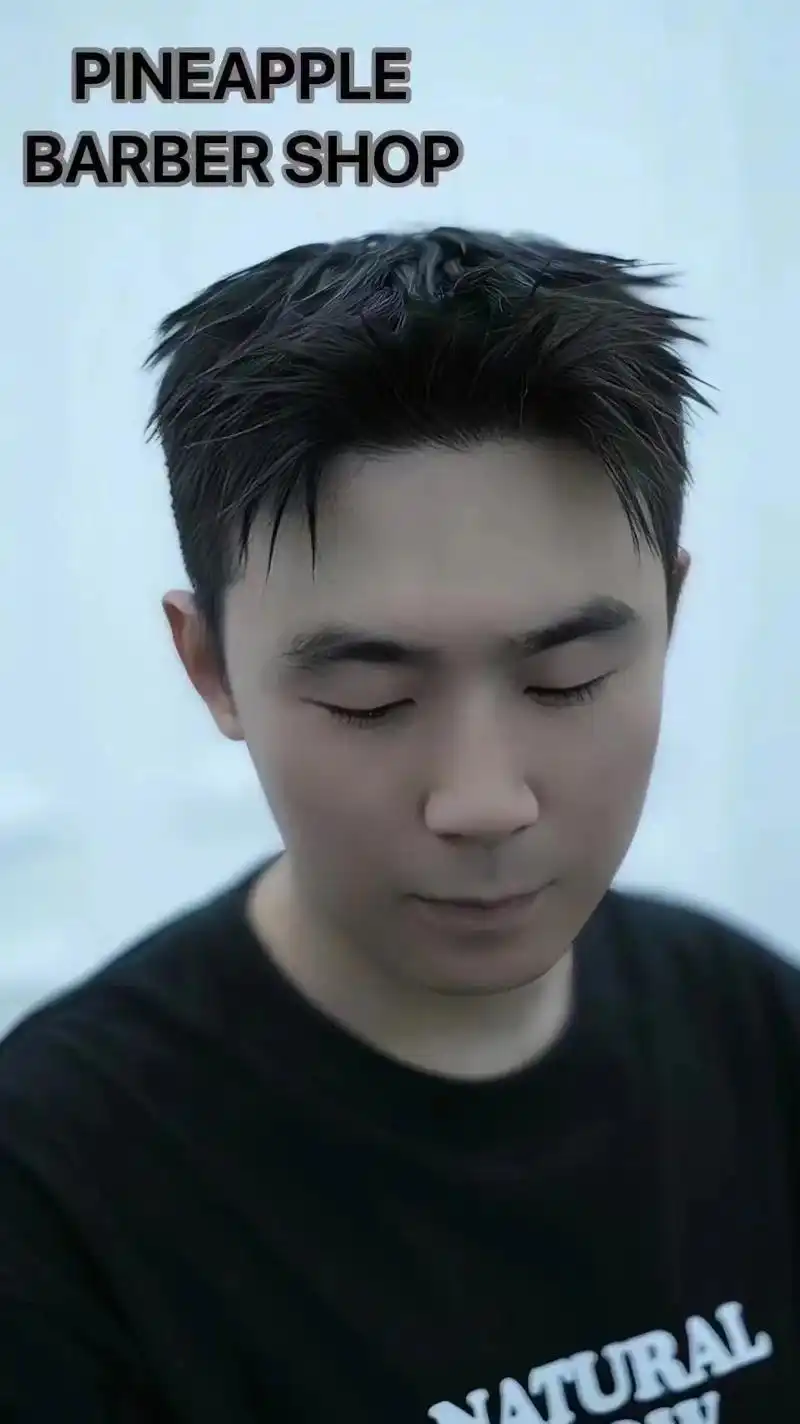 摩根前刺.顶区长度10公分左右 两侧头发不能太短 做一个雾面 - 抖音