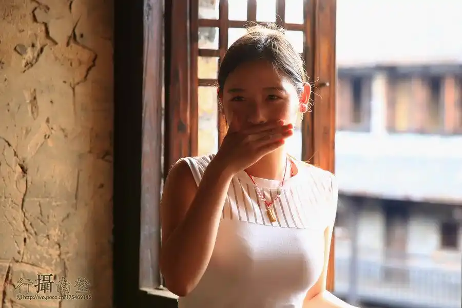 【《 围屋女孩 》摄影图片】江西省龙南杨村镇燕人像摄影_行摄南野的