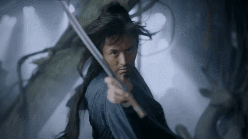 周子舒"请君赐教" 有特别喜欢阿絮每次拔剑而立的.