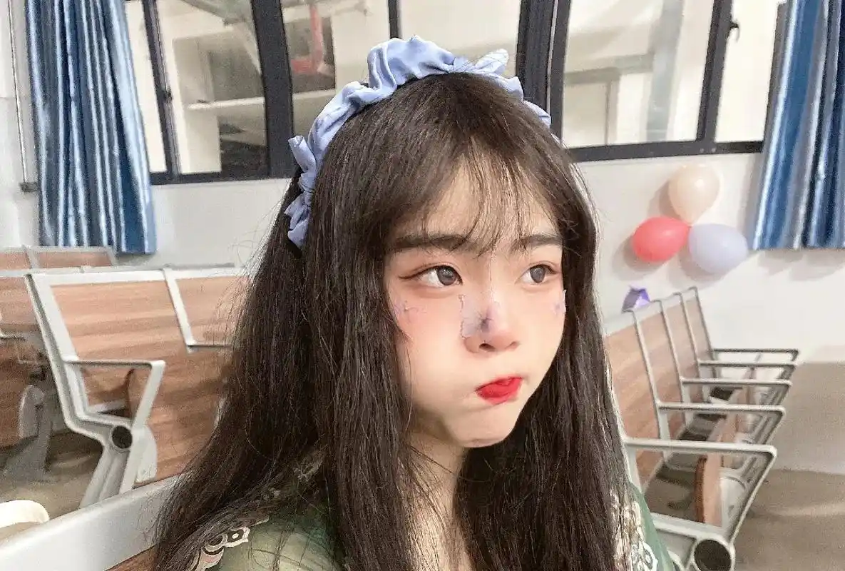 一秒上封面 #末日变装歪头杀  - 抖音