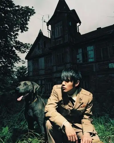 求周杰伦七里香专辑和十一月的萧邦专辑所有高清无水印图片 谢谢了!