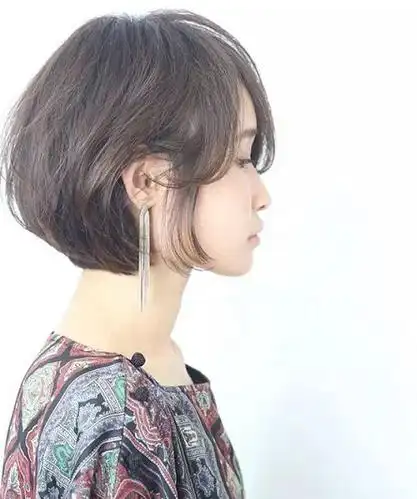 秋冬流行款-弧形刘海