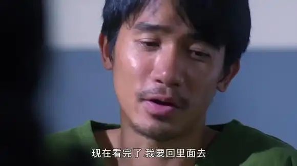 黑狱断肠歌:监狱规矩太多,梁朝伟演技精湛,为了活下去受尽折磨-影视综