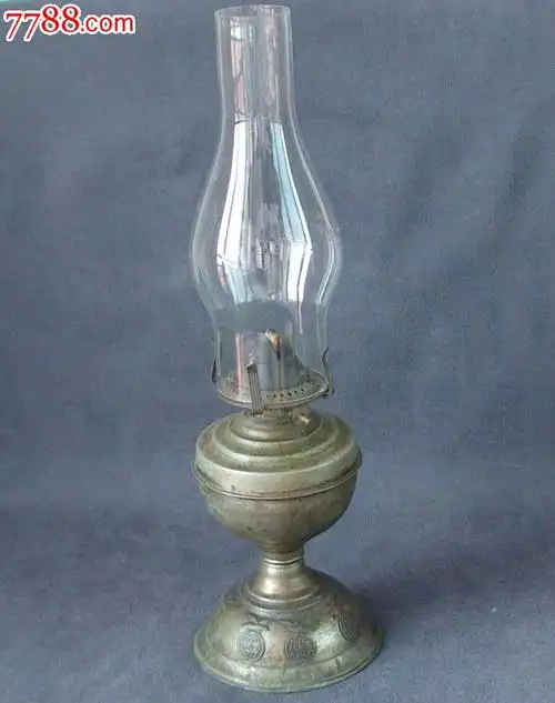 民国·国华厂,鹰球牌镍镀美孚铜灯一盏.