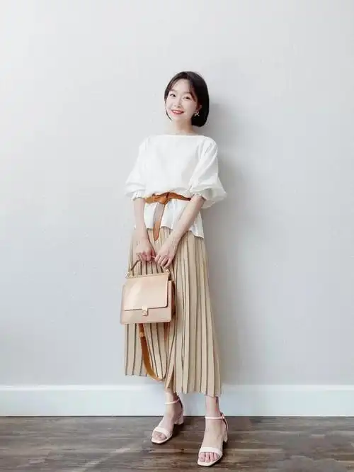 学会衣服搭配(衣服穿搭怎么搭配)