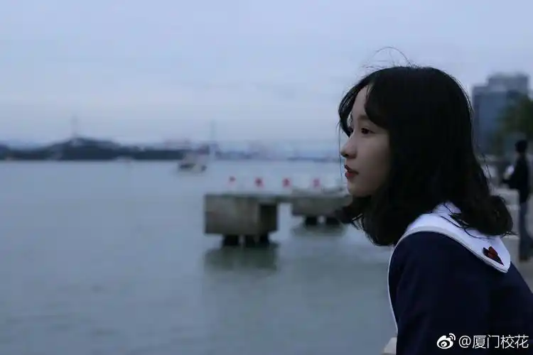 她叫陈思娴03年就读于厦门六中很可爱的女生你喜欢吗