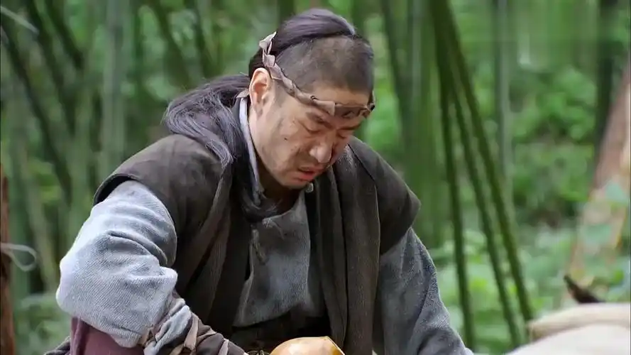 江湖正道:女匪打鬼子胜利,回来看的土匪头,情绪激动哭了出来!