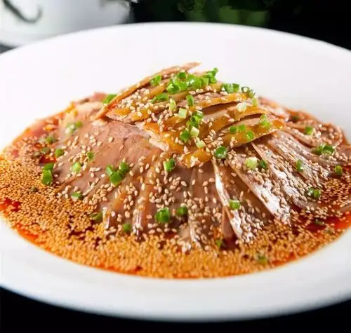 老挝搜食记这家有温度的川菜馆把艺术做进了美食里