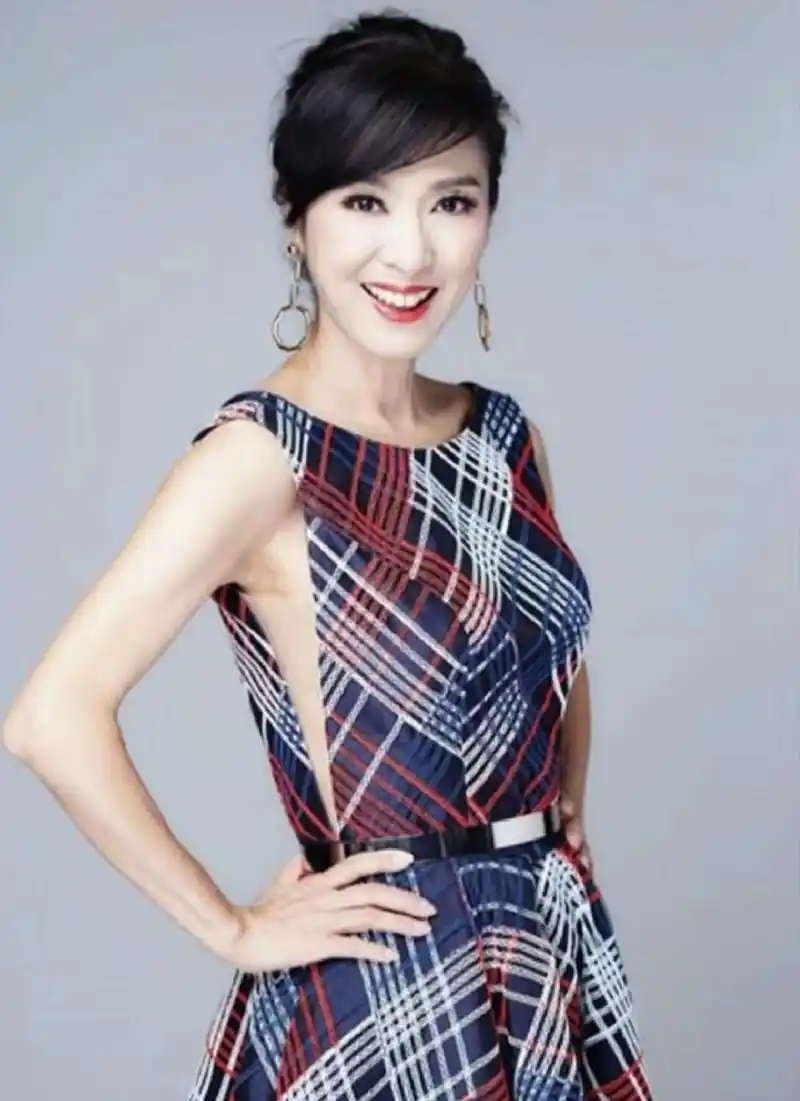 年轻时的米雪好漂亮