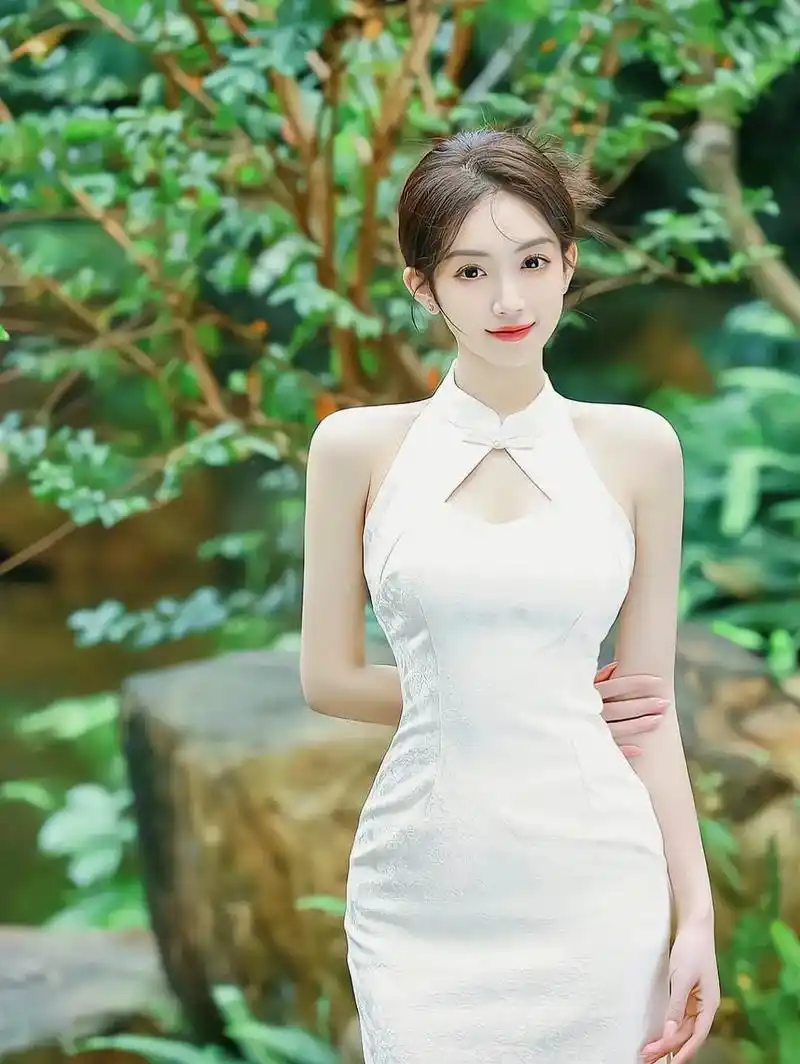 完美身材 #好看的小姐姐 #这谁顶得住啊 #美女 #壁纸  - 抖音