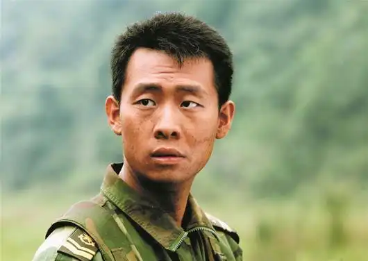 张译:我这张脸做偶像不够 做演员绰绰有余_看电视剧_海峡网