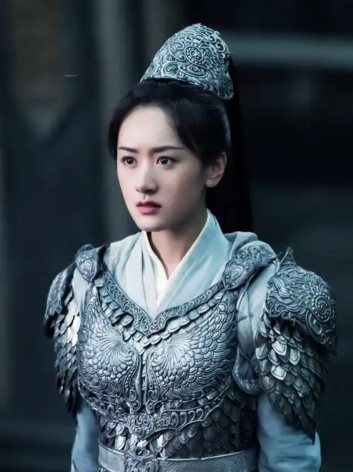 为何大家对《琉璃》中袁冰妍饰演的战神敌意比较大,从褚璇玑和战神的