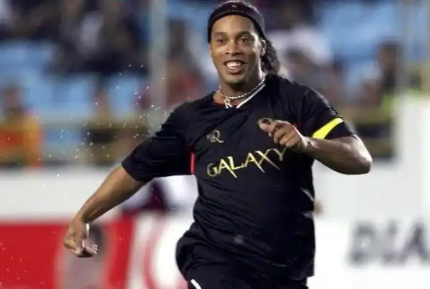 夜店天王的堕落小罗18年前初登欧洲如今破产当老赖