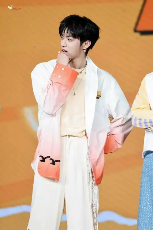 刘耀文last night##青年演员刘耀文