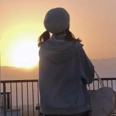 女生头像背影长发唯美